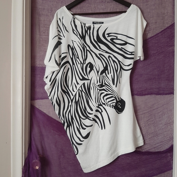 Zebra Asymmetrical Short Sleeved Top - Picture 1 of 4